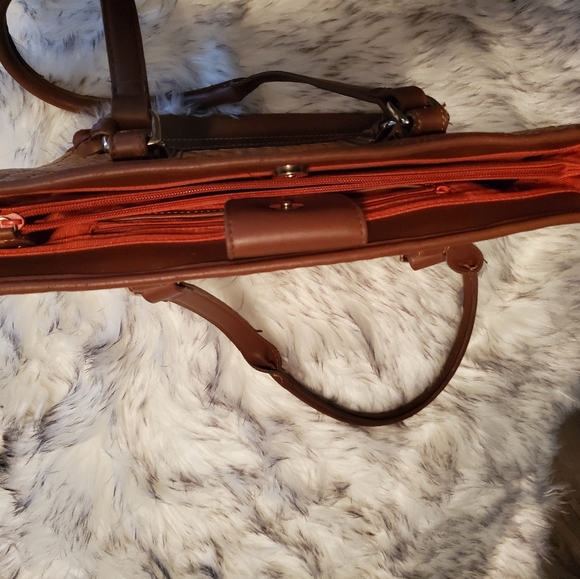 Purse - Picture 4 of 4